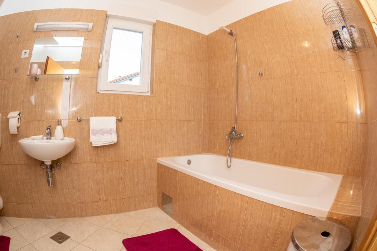 Apartman Valter ザダル エクステリア 写真